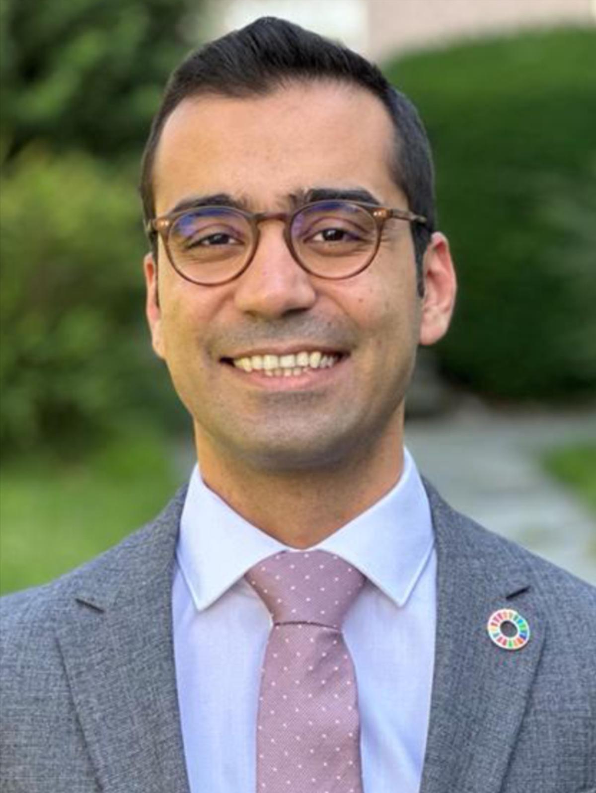 Dr.  Mohammad Peydayesh